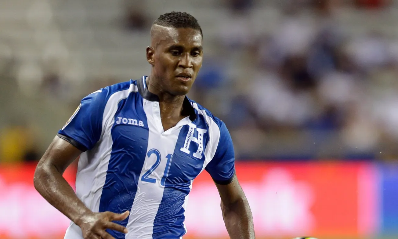 Sources: Nashville SC To Sign Defender Brayan Beckeles